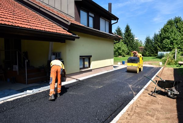 Cost of Blacktopping Service in Napa